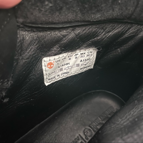 Timberland Boots with Velvet Details - Picture 5 of 6